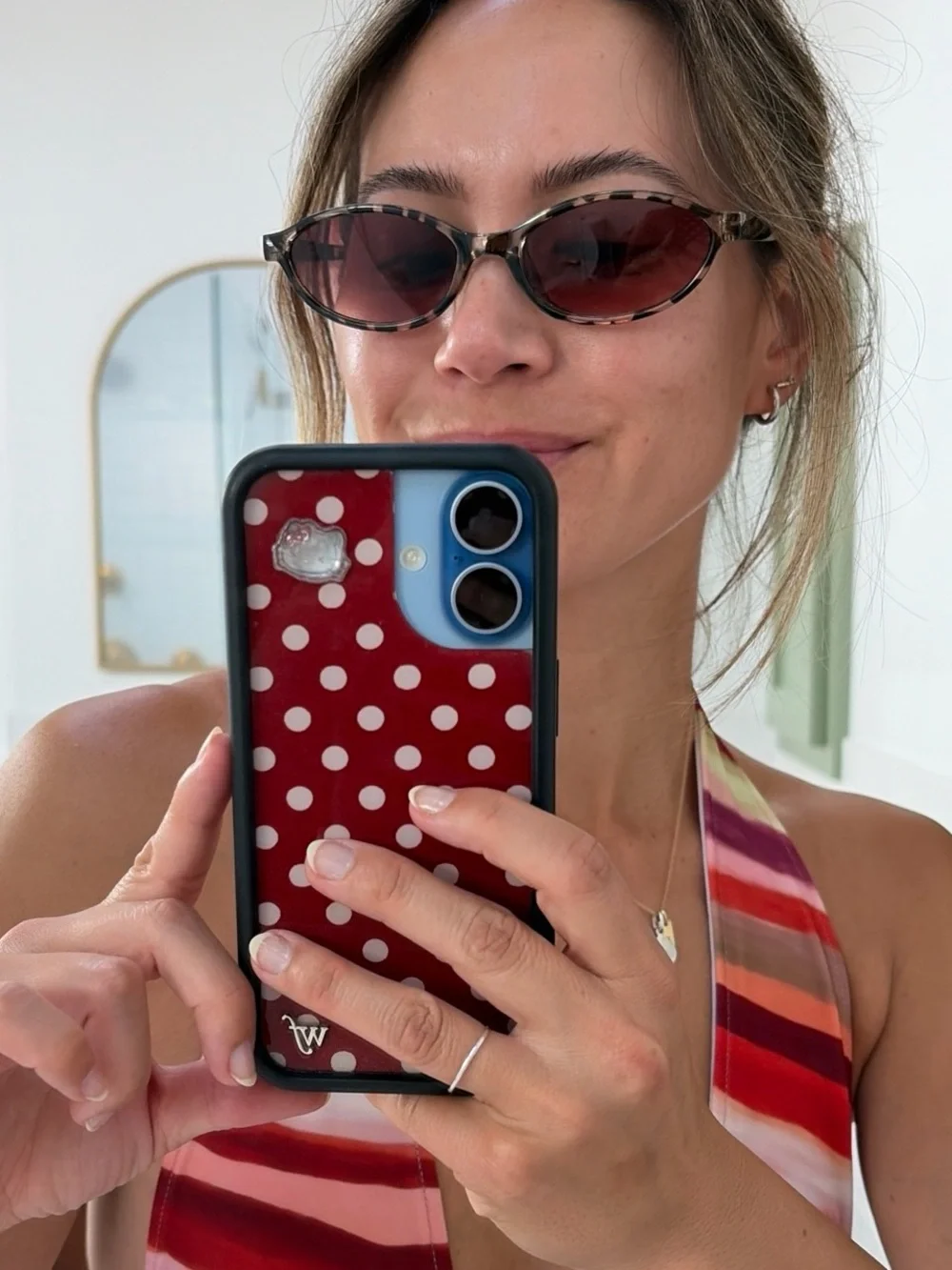Women's Tortoiseshell Oval Sunglasses in Brown Lenses